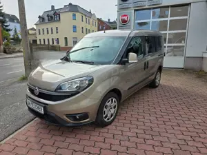 Fiat Doblo SX Kombi 5-Sitzer 120PS