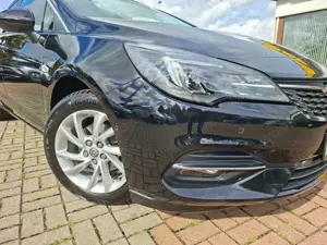 Opel Astra K ST Elegance+LED+NAVI+KLIMAAU+SHZ+LHZ+CAM Bild 2