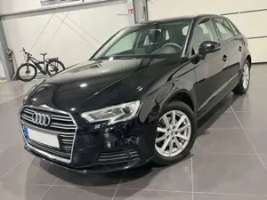 Audi A3 35 TFSI Sportback Automatik *Navi*Xenon*SHZ*