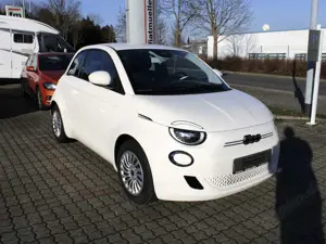 Fiat 500 Elektro / Keyless Go, Apple CarPlay, Klima, RS Bild 2