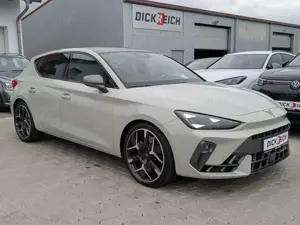 CUPRA Leon 2.0 TSI VZ MATRIX*PANO*SENNHEI*KAM*19"MEMOR