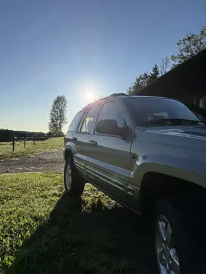 Jeep Grand Cherokee Limited Bild 3