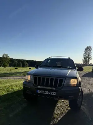 Jeep Grand Cherokee Limited Bild 2