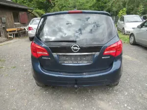 Opel Meriva 150 Jahre Opel Bild 4