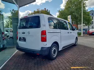 Opel Vivaro Kombi 1.5 Diesel, Klima , E-Fenster, ZV, Parkpilot Bild 3