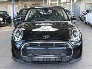 MINI Cooper Cooper Essential Trim Bild 2