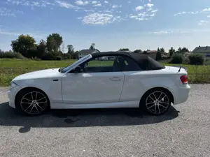 BMW 120 120d Cabrio Bild 2