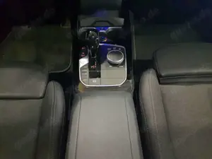 BMW 120 120d xDrive Aut. Sport Line NAVI LED PDC Bild 5