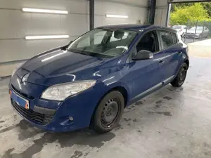 Renault Megane 1.6 Lim. 5-trg. Authentique*Tüv Neu*Euro5