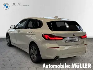 BMW 118 i Limousine Navi Digitales Cockpit LED Sperrdiff. Bild 5 BMW 118 i Limousine Navi Digitales Cockpit LED Sperrdiff. Bild 5