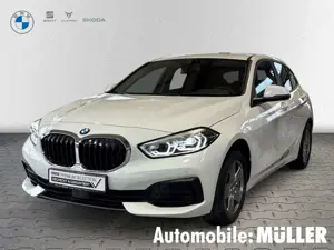 BMW 118 i Limousine Navi Digitales Cockpit LED Sperrdiff.