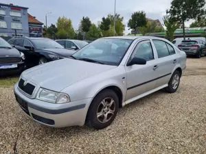 Skoda Octavia 1.6 /