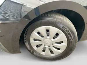 Skoda Fabia 1.0TSI DSG Selection LED Navi PDC App-Conn Bild 5