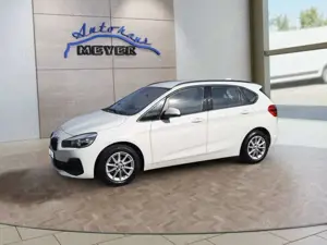 BMW 218 i Active Tourer Advantage Scheckheft Top gepflegt