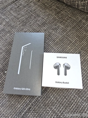 Samsung Galaxy S25 Ultra 256GB schwarz + Galaxy Buds 3 versiegelt nie benutzt 