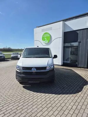 Volkswagen T6 Transporter Regalsystem Klima Kamera