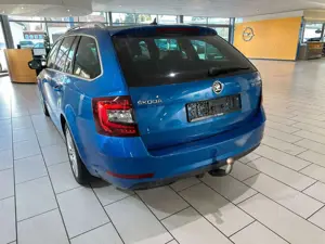 Skoda Octavia Combi Style 1.5TSI LED/NAVI/SHZ/AHK Bild 5