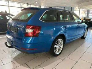 Skoda Octavia Combi Style 1.5TSI LED/NAVI/SHZ/AHK Bild 4