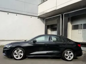 Audi A3 35 TDI Limo S-Line LED VirtualCockpit MMINavi Bild 3