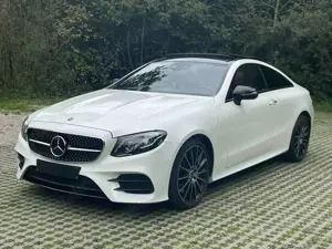 Mercedes-Benz E 400 4Matic Coupe 9G-TRONIC AMG Line Pano ACC Bild 1