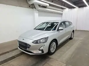 Ford Focus Titanium NAV APPLINK LED TEMP PDC AC LHZ SHZ ALU