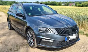 Skoda Octavia Combi 2.0 TDI 4x4 DSG RS AHK