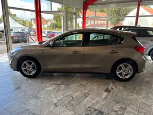Ford Focus Lim. Cool  Connect Winterpaket Navi