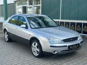 Ford Mondeo Mondeo 1.8 Trend Tüv  Service Neu*Top Zustand