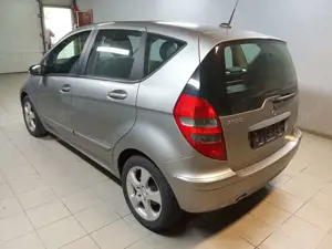 Mercedes-Benz A 180 A 180 CDI (169.007) Bild 3
