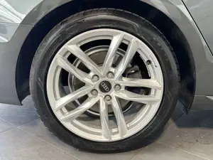 Audi A4 Avant 40 TDI S-Line NAV+LED+AHK+PANORAMA+BO Bild 3