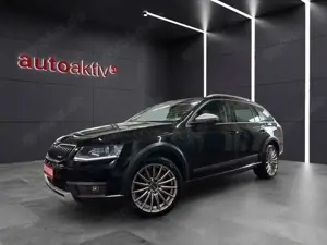 Skoda Octavia Scout 4x4/ACC/AHK/Bi Xenon/KeylGO/Kamera