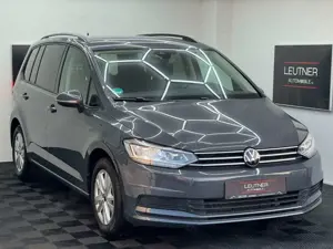 Volkswagen Touran 1.5 TSI DSG 7-Sitze Virtual Kamera BMT
