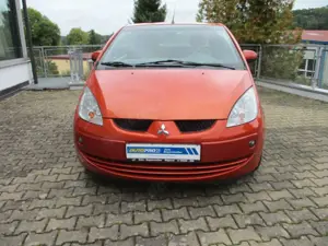 Mitsubishi Colt Bild 2