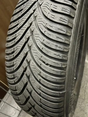 MAZDA Felgen mit Winterreifen 195 65 15