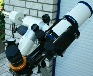 Meade Astro-Teleskop montiert auf Vixen-Advanced Polaris