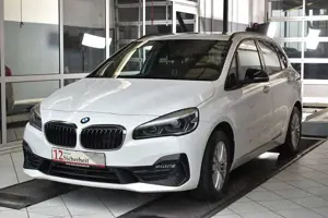 BMW 220 Sport Line xDrive Steptronic LED*Panorama*AHK