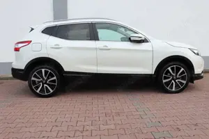 Nissan Qashqai 1.6DIG-T TEKNA*LEDER*VOLL-LED*360-KAMERA*NAVI*DAB+ Bild 4