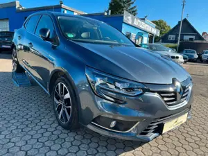 Renault Megane IV BOSE-Edition LED/NAVI/SHZ/LRHZ/KAMERA
