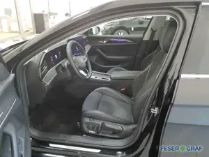 Volkswagen Passat Variant Elegance 2.0 TDI DSG 150PS Bild 3