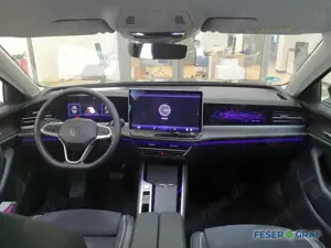 Volkswagen Passat Variant Elegance 2.0 TDI DSG 150PS Bild 2