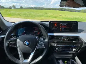 BMW 520 520d Touring Aut., AHK, 4ZK Bild 3