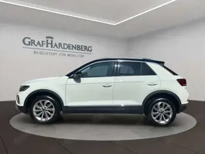 Volkswagen T-Roc Style 1.5 TSI DSG Navi LED AHK Bild 2