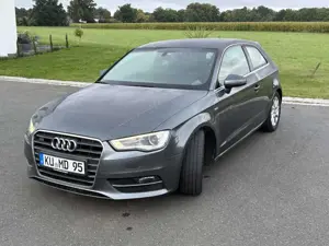 Audi A3 S line Sportpaket Bild 2