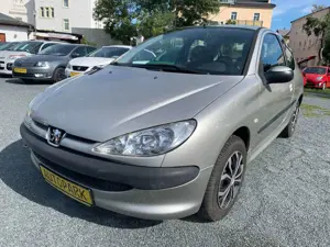 Peugeot 206 * HU/AU bis 08/2027, Radio, Servo, Nr. 12