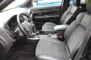 Mitsubishi Outlander Active+ 2.0 MIVEC ClearTec 2WD CVT Bild 4