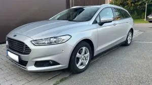 Ford Mondeo 2,0 TDCi-Navi-AHK-SHZ-PDC-TÜV-Garantie