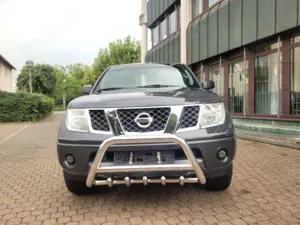 Nissan Navara King Cab SE 4X4 Nur 139 Tkm-AHK-LKW-Zulassung ! Bild 3