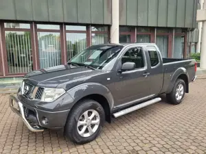 Nissan Navara King Cab SE 4X4 Nur 139 Tkm-AHK-LKW-Zulassung ! Bild 2