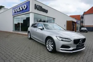 Volvo V90 D4 Momentum !!! NAVI+LED+AHK+STANDHZG. !!!