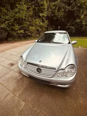 Mercedes-Benz C 200 C 200 Kompressor (203.742)